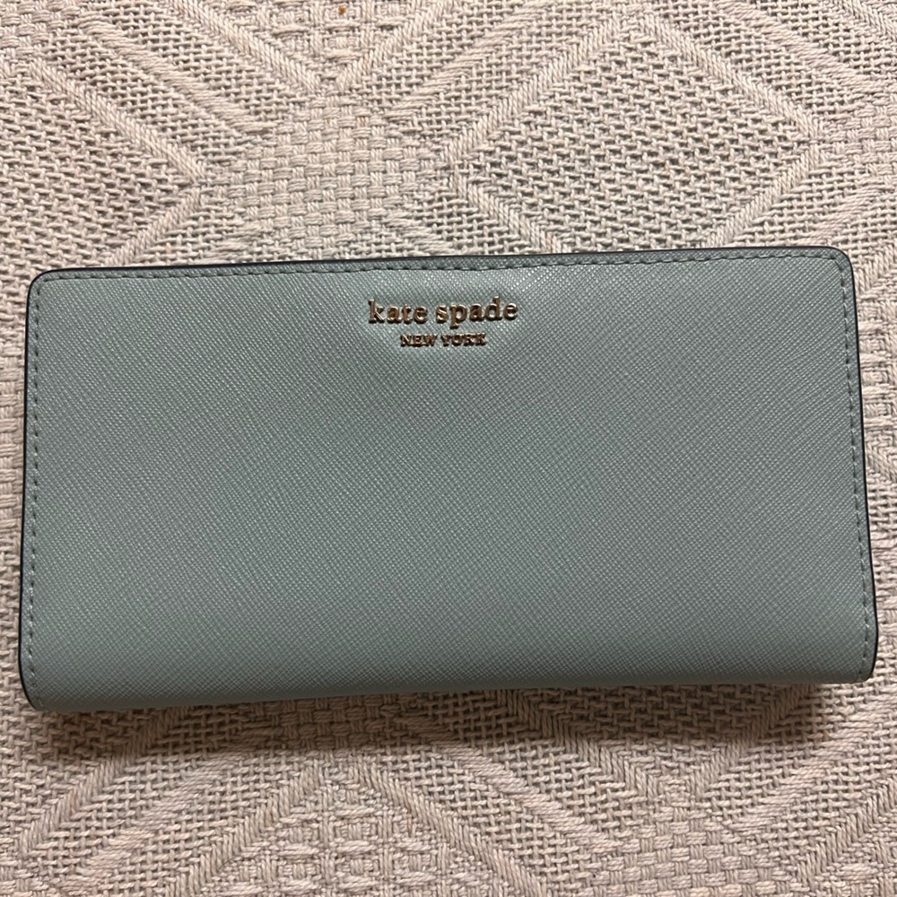RESERVED Kate Spade Bifold Walllet